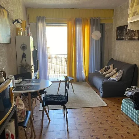 Charming 20M With Balcon Near The Beach * Calcatoggio (Corsica)